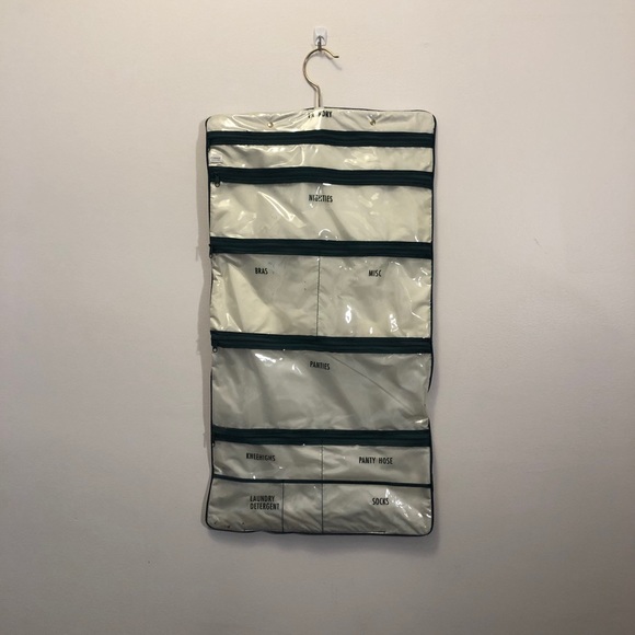 Hanging Accessory Organizer - Picture 2 of 12